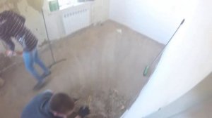 Демонтаж деревянного пола и уборка