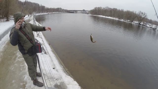 Москва река Лярва рулит!Фанатик)