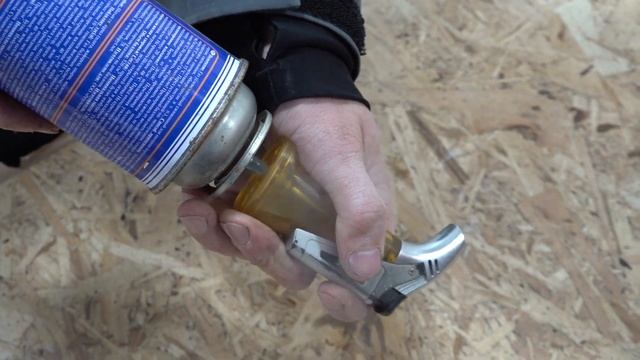 Как заправить зажигалку из туристического баллона. Лайфхак. смотреть онлайн