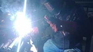 Сварка гайки к профильной трубе. Тестирую электроды??