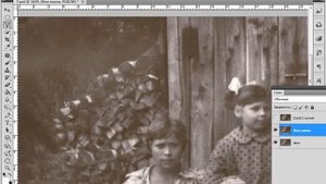 ?Как убрать светлые пятна на фотографии.