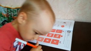 Учимся писать английские строчные буквы h m x / слова на английском / подсказки для малышей ?