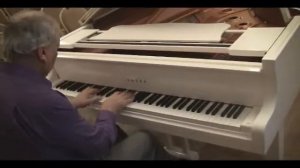 Дж.Гершвин. Прелюдия.исп.Ю.Маркелов..avi