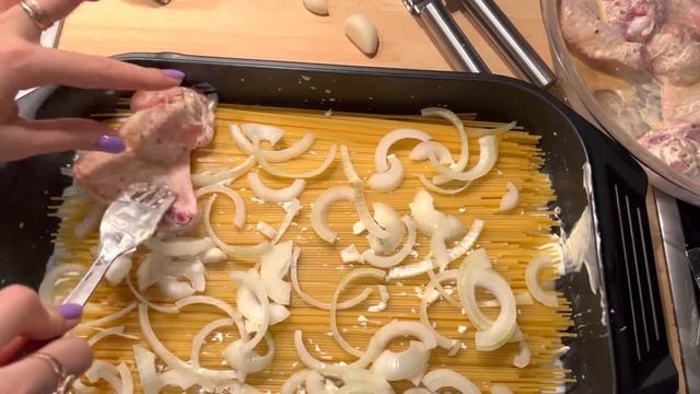 Маринад для крылышек Крылышки в духовке Сочные крылышки Вкусная еда Крылышки с макарошками в духовк