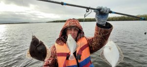 Камбала в протоках..mp4