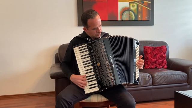 Czardas Acordeón- Juan Carlos Díaz смотреть онлайн