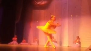 Ayla ballet solo