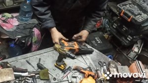 AEG KH24IE сразу 5 штук в ремонте. DeWalt ставлю на гайковерт мотор от шуруповерта ( бесщеточные)