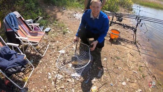 Карп на 2,850 кг!!! Ловля карпов на Крам Море, запуск прикормочного кораблика смотреть онлайн