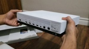 Xbox One S All Digital Edition Unboxing and setup