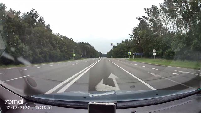 Пешеходный переход вне населенного пункта. Отличное исполнение.