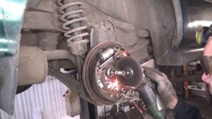 Honda civic 1,4 1998 Замена прикоревшего заднего подшипника ступицы
