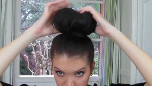 ?3 варианта прически пучок???