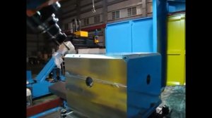 4-х осевой станок ЧПУ с осью B - угол нарезания резьбы 45.