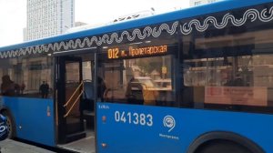 Автобус Лиаз-5292.65 следует по маршруту 012