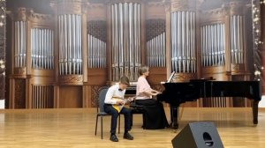 В. Макарова Маленький экспромт  Кирсанов Михаил (балалайка, 11 лет)