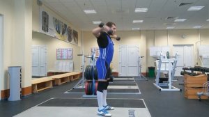 Махи гантелями в стороны: техника выполнения