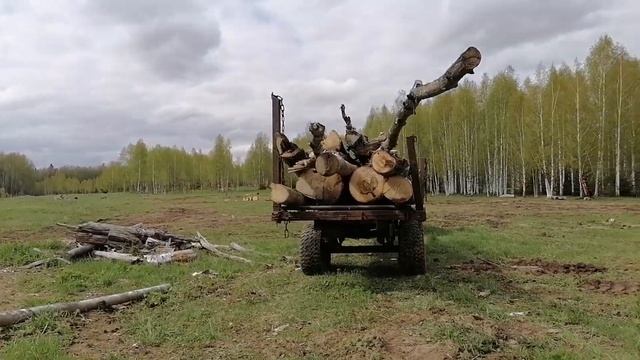 Вывозка остатков?? дровянного леса? с делянки на ЮМЗ-6КЛ? и лесовозной телеге птс-9! смотреть онлайн