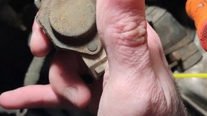 замена регулятора напряжения на генераторе Bosh vento gt