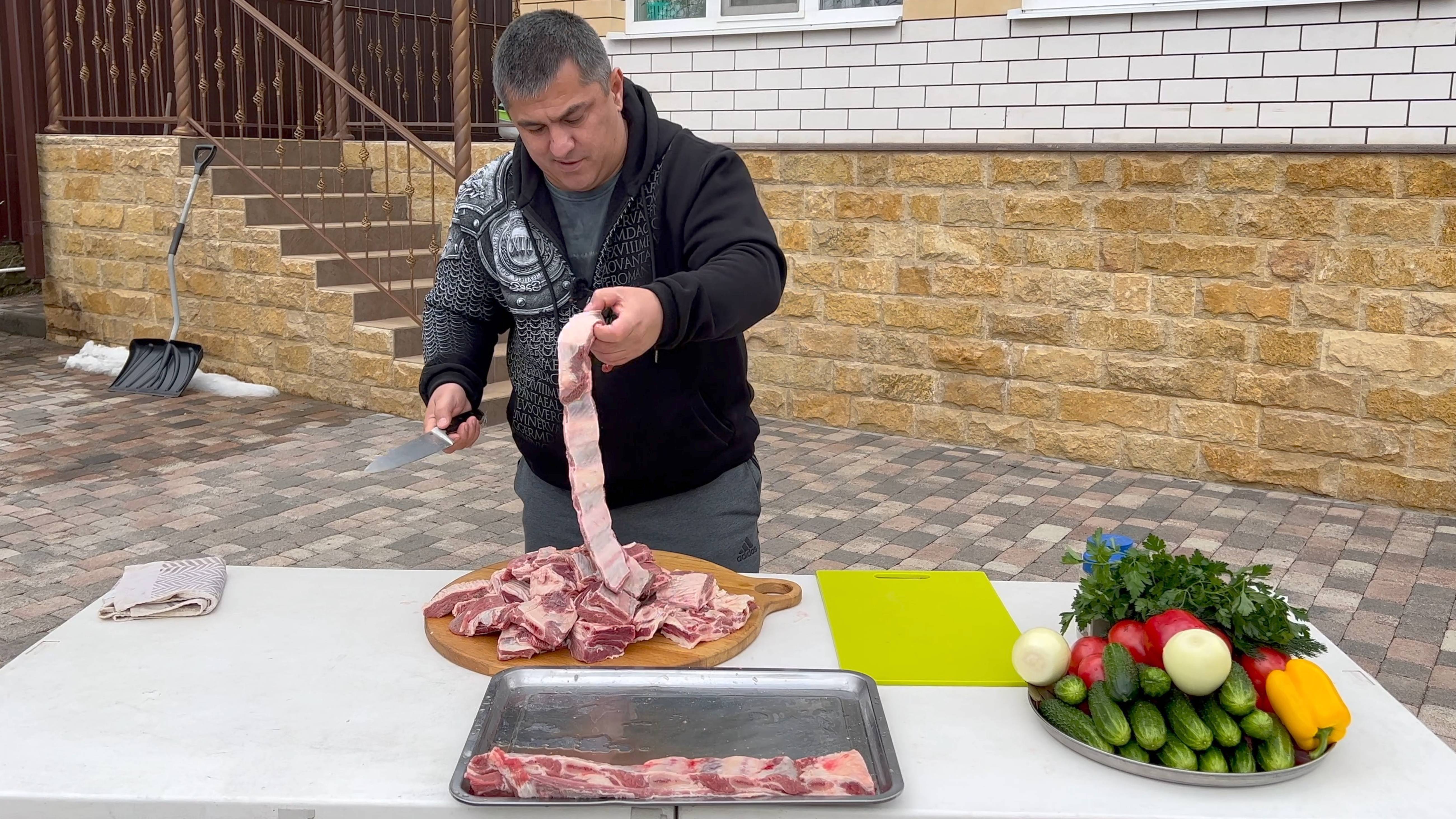 Готовим говяжьи ребрышки в казане на костре. Удивительно вкусное блюдо на любой случай жизни! Рецепт