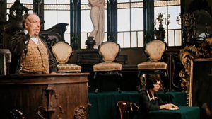 правосудие продано. 12 Стульев