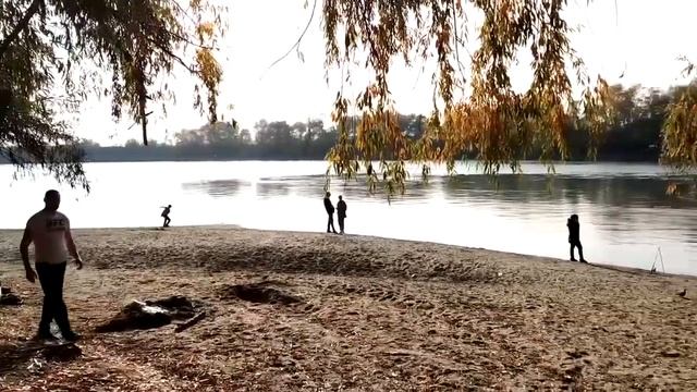 Самый дорогой район. Обзор Юбилейного района г Краснодар часть 1  набережная, Платановый бульвар.