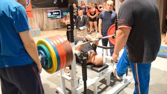 Эдуард Тебеньков - жим лежа 320 кг (в.к. 93 кг) смотреть онлайн