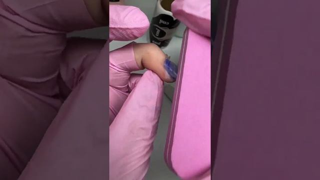 Наращивание витражным гелем с новогодним дизайном. Мастер-класс Юлии Фроловой смотреть онлайн