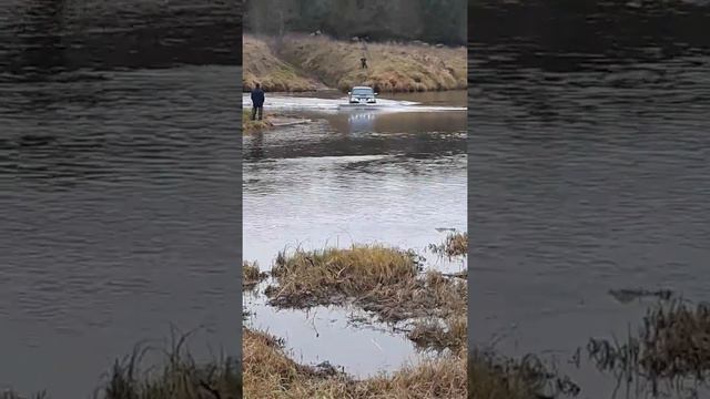Ниссан по реке Угра смотреть онлайн