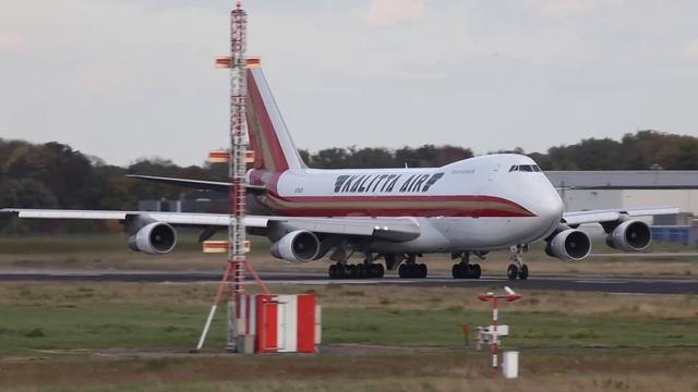 Super FAST Boeing 747 Take-off