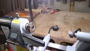 Пора осваивать токарное ремесло. Обзор токарного станка JIB WL1218VDB