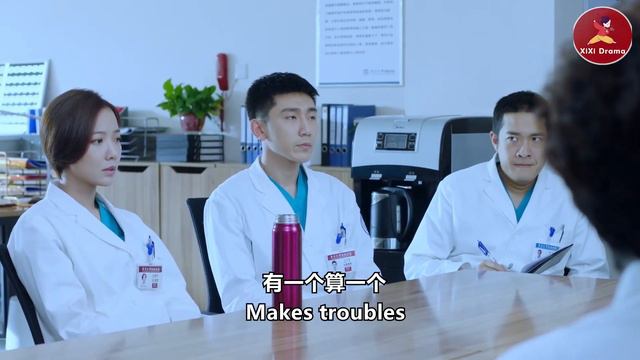 出事後心機院長只想著找人背鍋，不料被小護士當眾怒斥，只好灰溜溜地散會逃了ep10