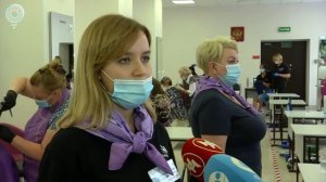 Экзамен по парикмахерскому искусству. Как старшее поколение осваивает новую профессию?
