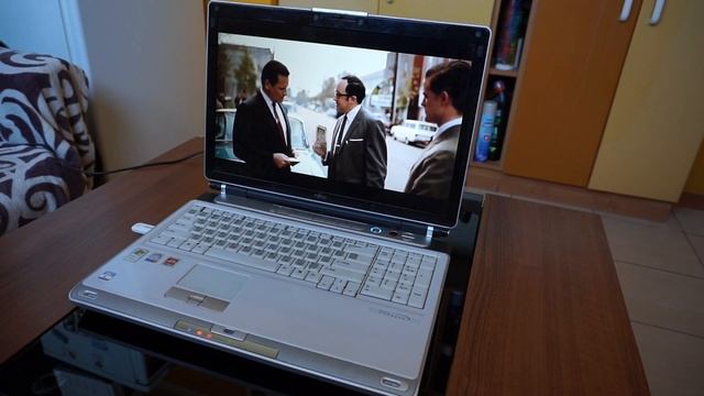 ИГРОВОЙ НОУТБУК ИЗ ЛОМБАРДА ЗА 1500 РУБЛЕЙ (не Авито) смотреть онлайн