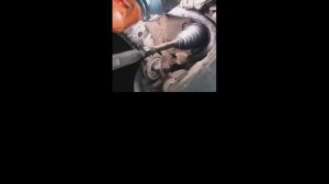 Лексус RXII 330...замена пыльника рулевой рейки