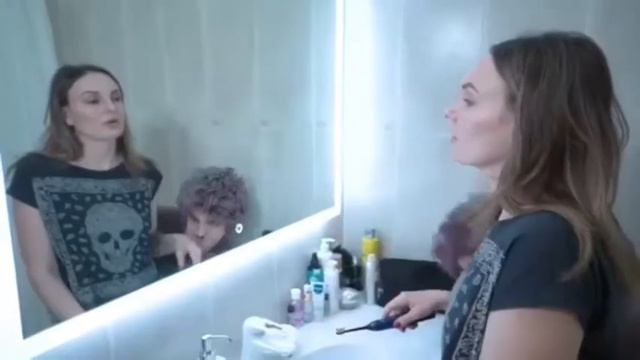 ЗАГАДОЧНОЕ СУЩЕСТВО, КОТОРОЕ НЕ ДАСТ ВАМ СПОЙНО ЖИТЬ. ЕСТЬ МАТ. ДОСМОТРИТЕ ДО КОНЦА... смотреть онлайн