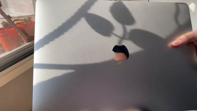 unboxing 13 inch Silver macbook pro|| therapeutic asmr смотреть онлайн