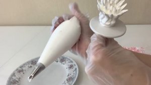 ?Торт Весенний с СИРЕНЬЮ! Цветы из БЕЛКОВОГО Крема ? Красивый торт!