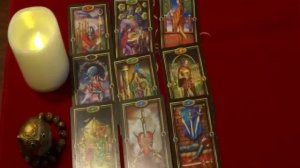 Сделает ли он первый шаг? После ссоры.Гадание на картах Таро