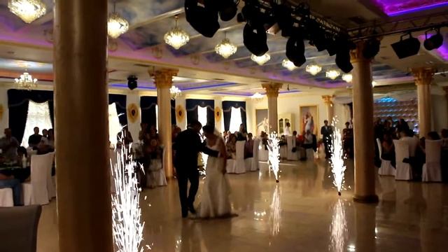 Свадебные (зальные) фонтаны - холодный огонь