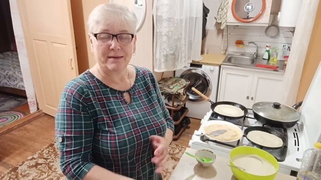 Чем занималась: "Жарила грибы и пекла блинчики". смотреть онлайн