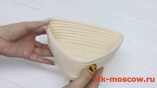 21713 Корзинка для расстойки теста ТРЕУГОЛЬНАЯ 20х20х20 см высота 6 см ротанг смотреть онлайн