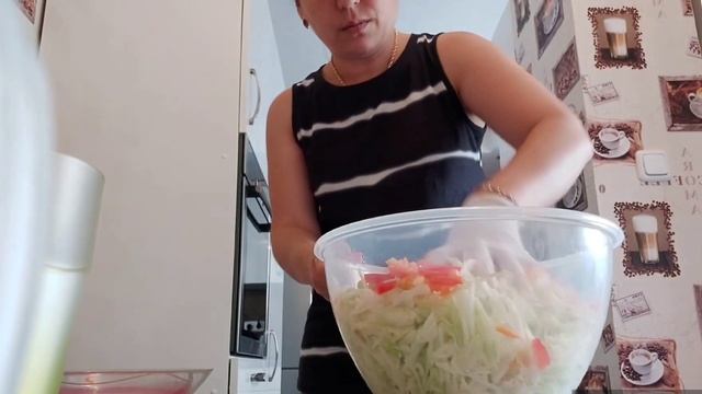 Салат из свежей капусты и болгарского перца/ 2 дня в маринаде и вкуснейшая капуста готова ???? смотреть онлайн