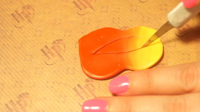 Harry Potter Clay Bakery: Fawkes Cake Roll смотреть онлайн