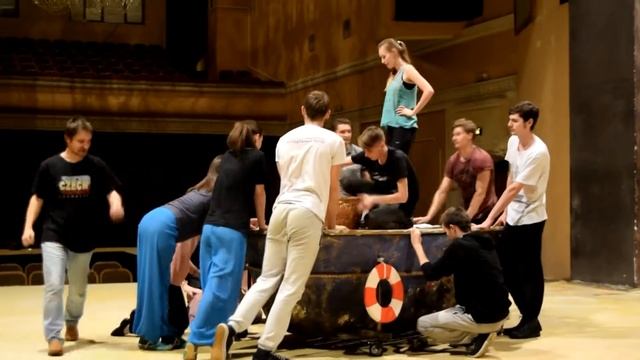 ИВАН ЦАРЕВИЧ И СЕРЫЙ ВОЛК в Молодежном театре Челябинска смотреть онлайн