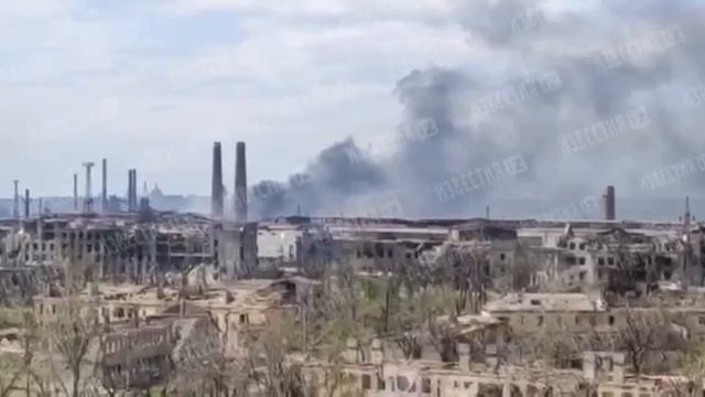 у завода Азовсталь