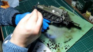 Простое нанесение сколов и загрязнения на модель бронетехники! Для начинающих моделистов!