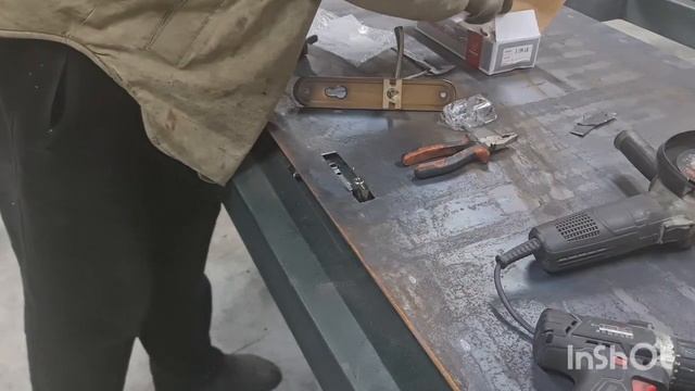 ЖЕЛЕЗНАЯ ДВЕРЬ своими руками DIY iron door homemade смотреть онлайн