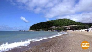 Пляжный патруль и видеокамеры над лежаками. Доброе утро. Фрагмент выпуска от 15.05.2019