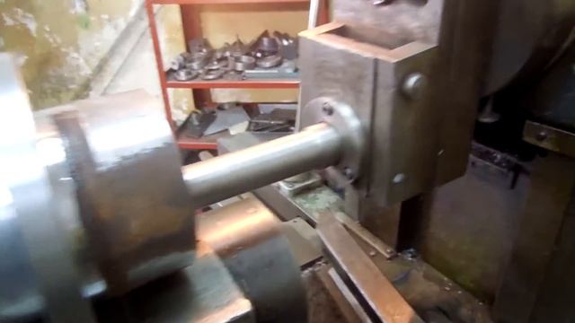 долбаем шпоночный паз на строгальном